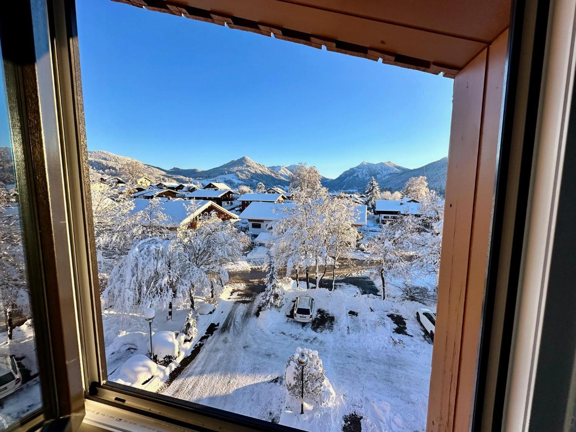 Alpenoase Schliersee - Grosse Suite Mit Sauna Oder Gemuetliche Studio Appartements Номер фото